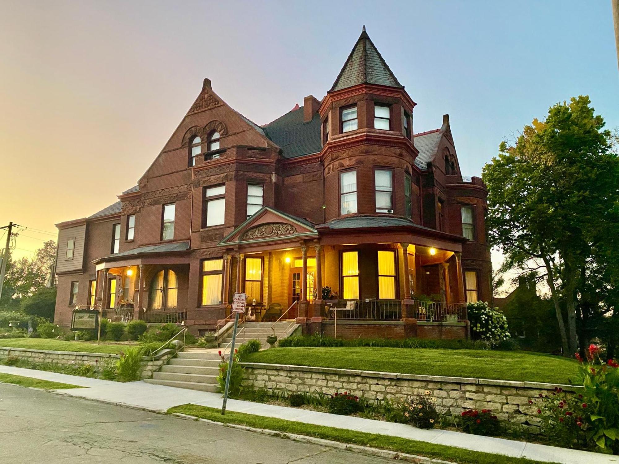 Vineyard Mansion B&B Saint Joseph Buitenkant foto