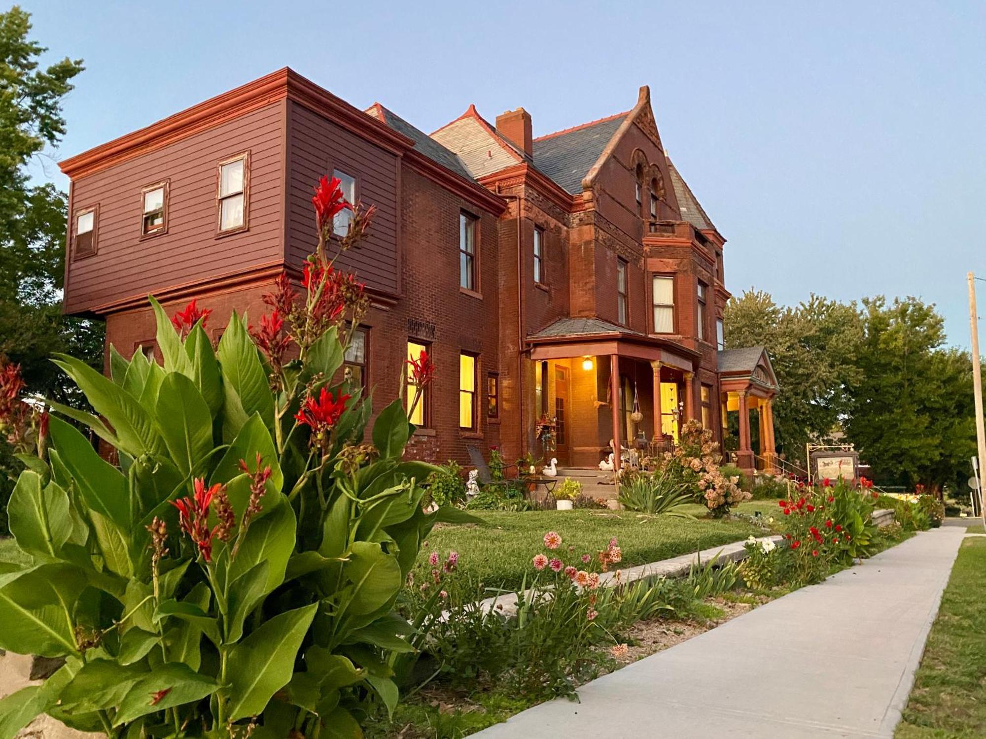 Vineyard Mansion B&B Saint Joseph Buitenkant foto